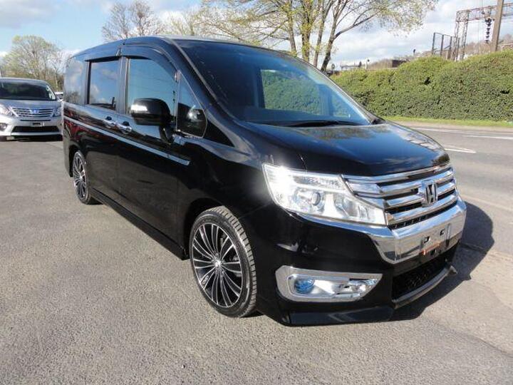 Honda Stepwagon SPADA FRESH IMPORT