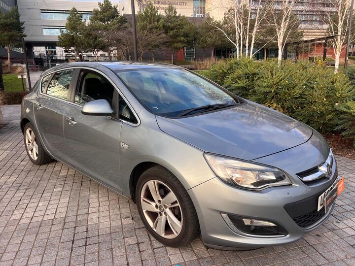 Vauxhall Astra 1.6 16v SRi Euro 5 5dr