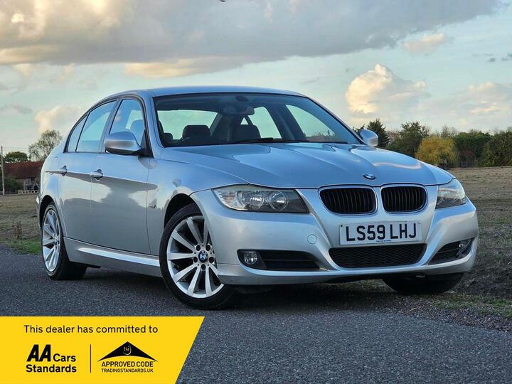 BMW 3 Series 2.0 318d SE Business Edition Steptronic Euro 5 4dr
