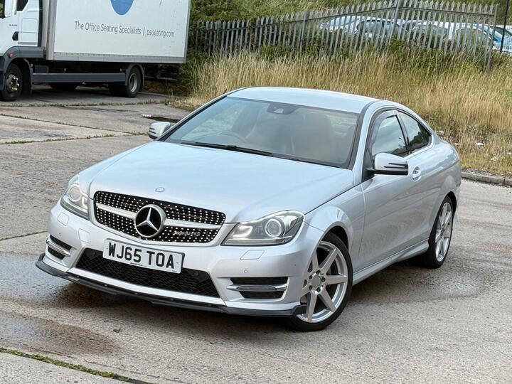 Mercedes-Benz C Class 2.1 C220 CDI AMG Sport Edition G-Tronic+ Euro 5 (s/s) 2dr