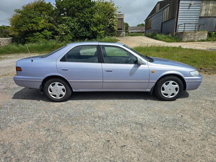 Toyota Camry 2.2i Sport 4dr
