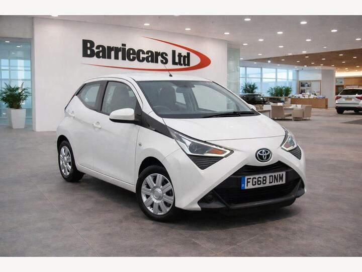 Toyota AYGO 1.0 VVT-i X-play Euro 6 5dr
