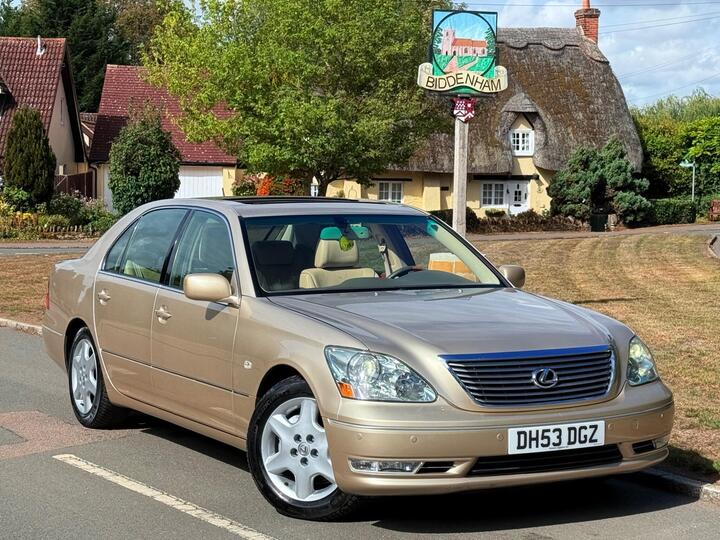 Lexus LS 430 4dr LEFT HAND DRIVE LHD