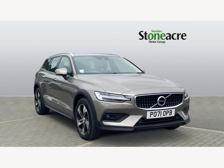 Volvo V60 Cross Country 2.0 B4 MHEV Auto AWD Euro 6 (s/s) 5dr
