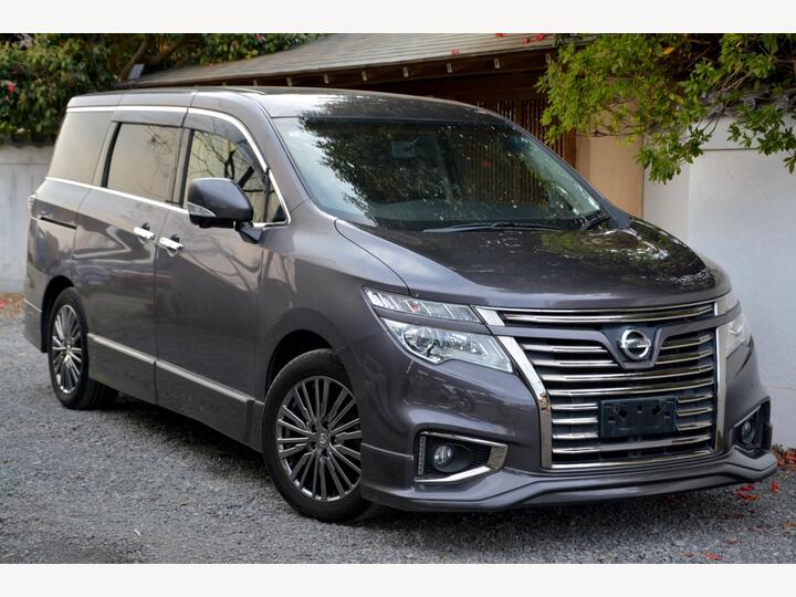 Nissan Elgrand 2.5 High Way Star Urban Chrome Edition