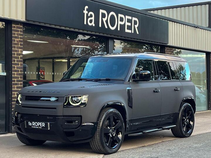 Land Rover Defender 110 3.0 D300 MHEV X-Dynamic HSE Auto 4WD Euro 6 (s/s) 5dr