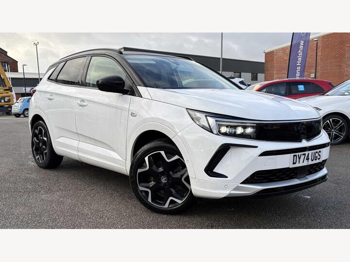 Vauxhall GRANDLAND HATCHBACK 1.6 14.2kWh Ultimate Auto Euro 6 (s/s) 5dr