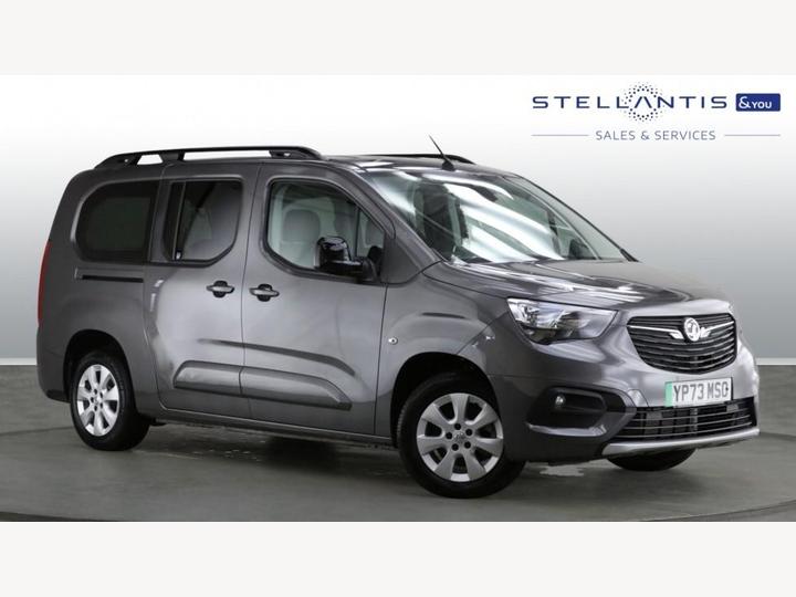 Vauxhall Combo-e Life 50kWh Ultimate XL MPV Auto 5dr (7 Seat 7.4kW Charger)