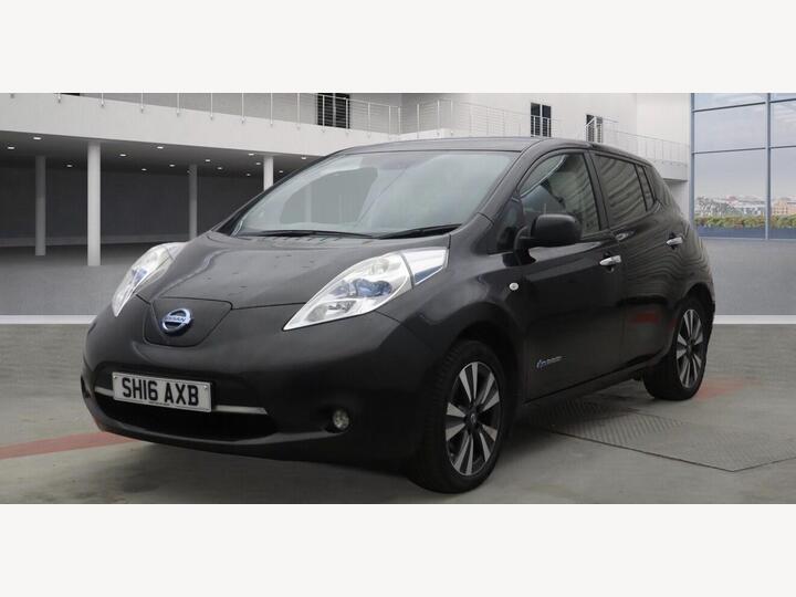 Nissan LEAF 30kWh Tekna Auto 5dr