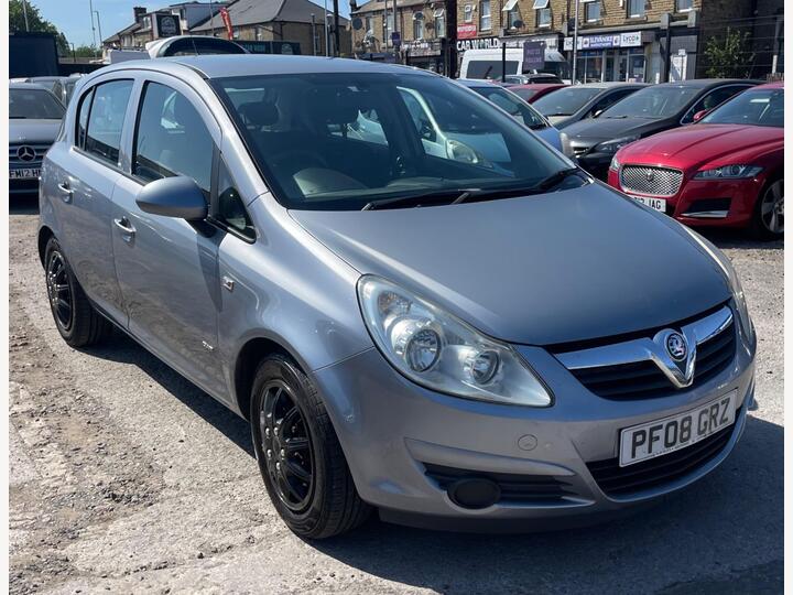 Vauxhall Corsa 1.4i 16v Club 5dr