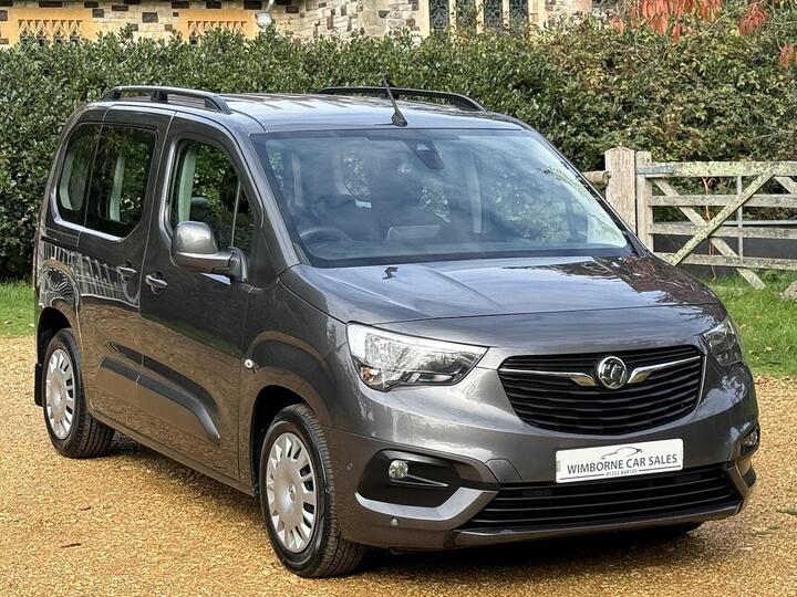 Vauxhall Combo Life 1.5 Turbo D BlueInjection Energy Euro 6 (s/s) 5dr Vauxhall Combo Life 1.5 Turbo D BlueInjection Energy Euro 6 (s/s) 5dr