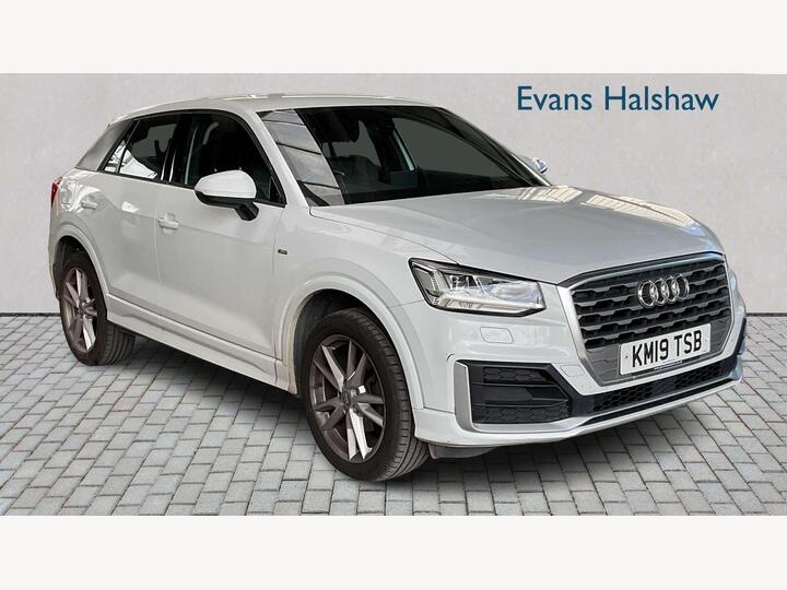 Audi Q2 DIESEL ESTATE 1.6 TDI 30 S Line S Tronic Euro 6 (s/s) 5dr