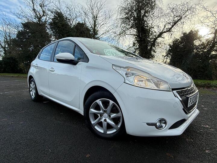 Peugeot 208 1.2 VTi Active Euro 5 5dr