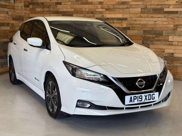Nissan Leaf 40kWh N-Connecta Auto 5dr