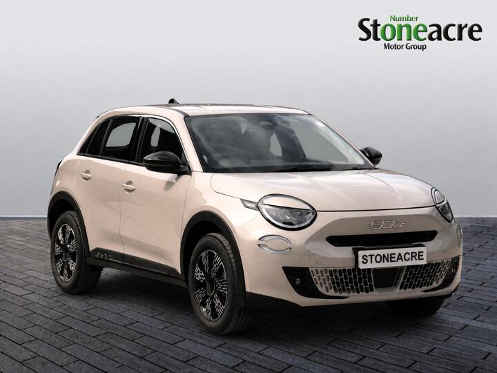 Fiat 600 Ice 1.2 MHEV E-DCT Euro 6 (s/s) 5dr