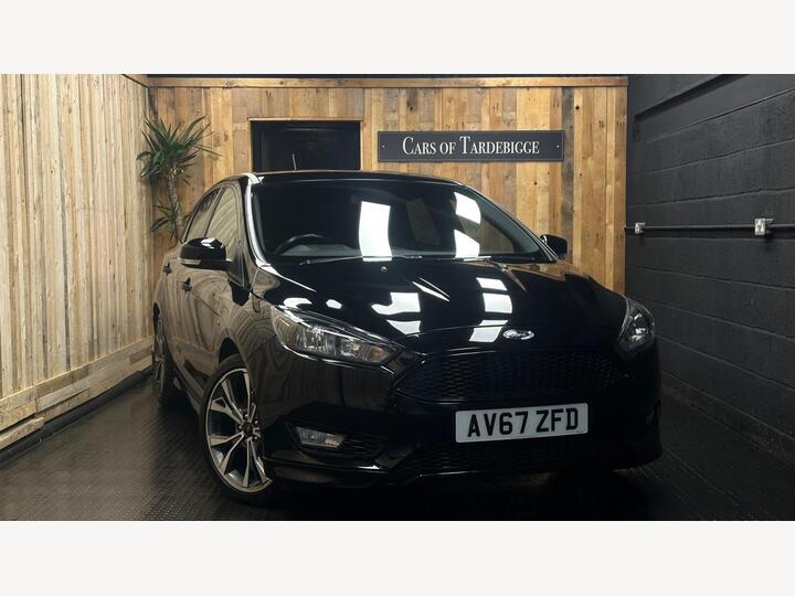 Ford Focus 1.5T EcoBoost ST-Line Euro 6 (s/s) 5dr