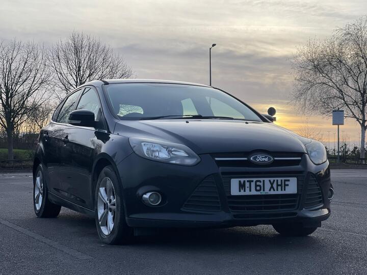 Ford Focus 1.6 Zetec Powershift Euro 5 5dr