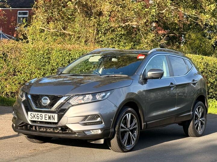 Nissan QASHQAI 1.3 DIG-T Tekna+ Euro 6 (s/s) 5dr