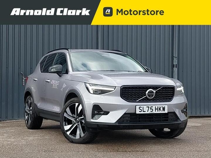 Volvo XC40 2.0 B3 MHEV Ultra Dark DCT Auto Euro 6 (s/s) 5dr