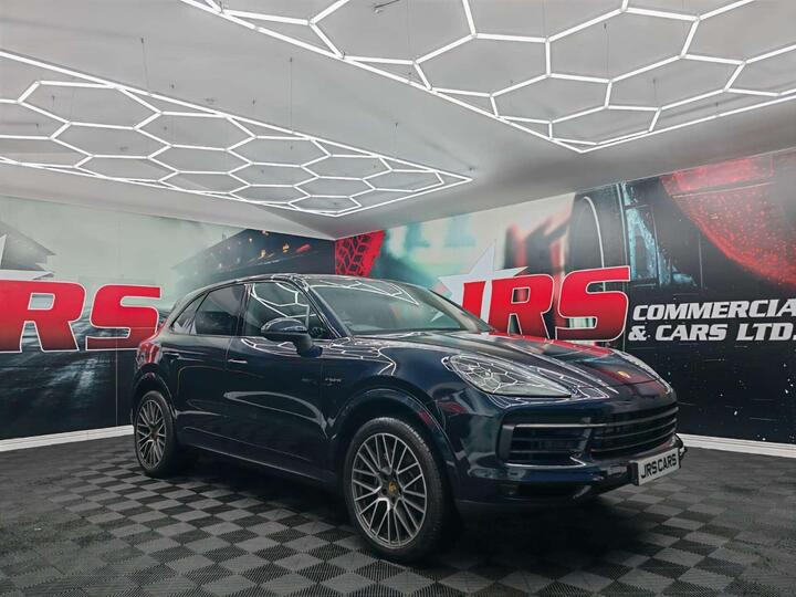 Porsche CAYENNE 3.0 V6 E-Hybrid 17.9kWh TiptronicS 4WD Euro 6 (s/s) 5dr (3.6kW Charger)