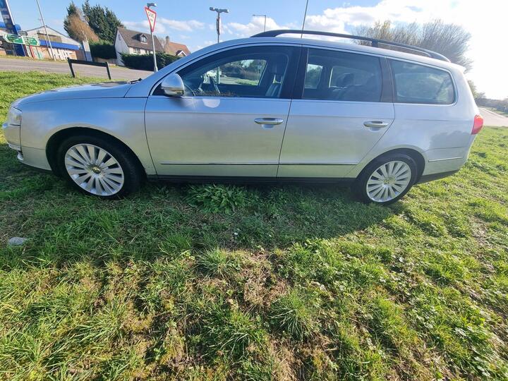 Volkswagen Passat 2.0 TDI Highline Plus DSG Euro 5 5dr