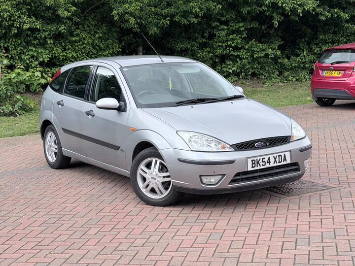 Ford Focus 1.6i 16v Zetec 5dr