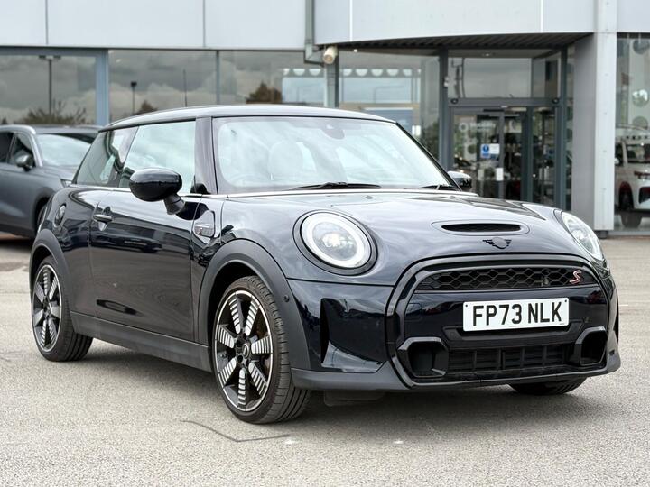 MINI Hatch 2.0 Cooper S Exclusive Steptronic Euro 6 (s/s) 3dr