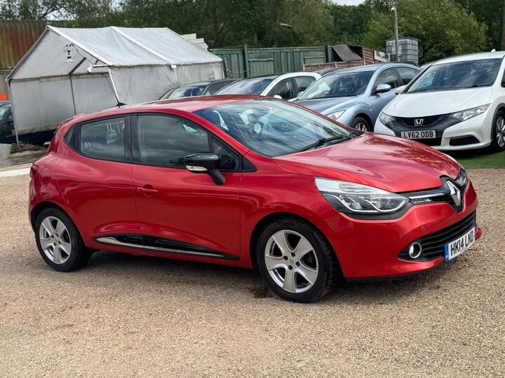 Renault Clio 0.9 TCe ECO Dynamique MediaNav Euro 5 (s/s) 5dr Renault Clio 0.9 TCe ECO Dynamique MediaNav Euro 5 (s/s) 5dr