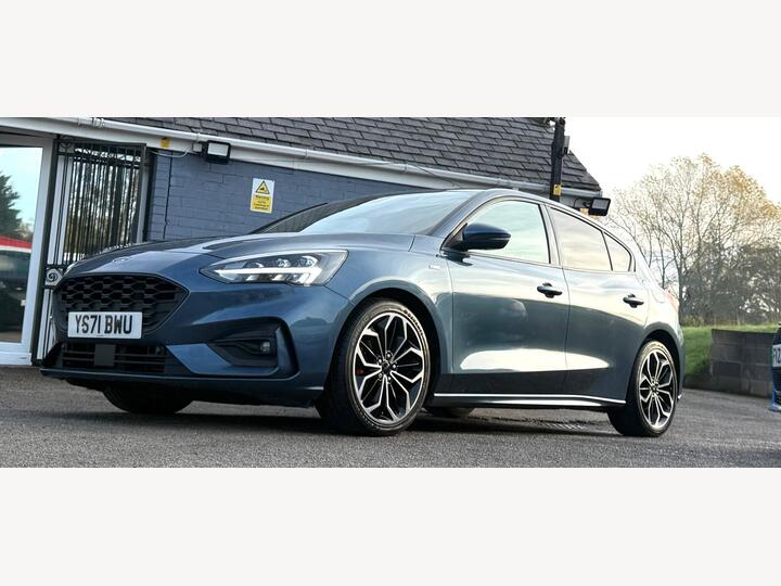 Ford Focus 1.0T EcoBoost ST-Line X Edition Euro 6 (s/s) 5dr