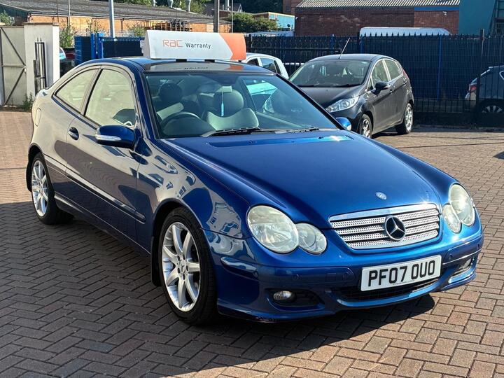 Mercedes-Benz C Class 2.1 C200 CDI SE 2dr