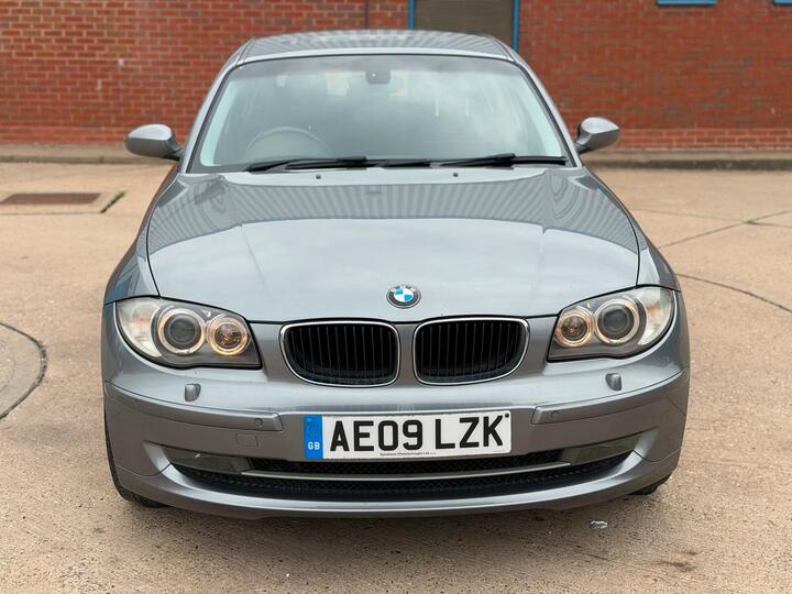 BMW 1 Series 2.0 118d SE Euro 5 5dr