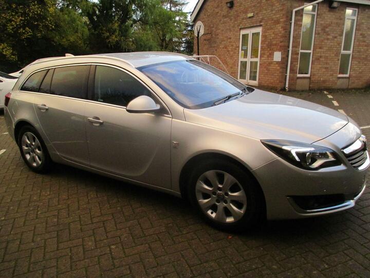 Vauxhall Insignia 2.0 CDTi Elite Nav Sports Tourer Auto Euro 6 5dr Vauxhall Insignia 2.0 CDTi Elite Nav Sports Tourer Auto Euro 6 5dr
