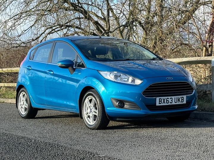 Ford Fiesta 1.0T EcoBoost Zetec Euro 5 (s/s) 5dr
