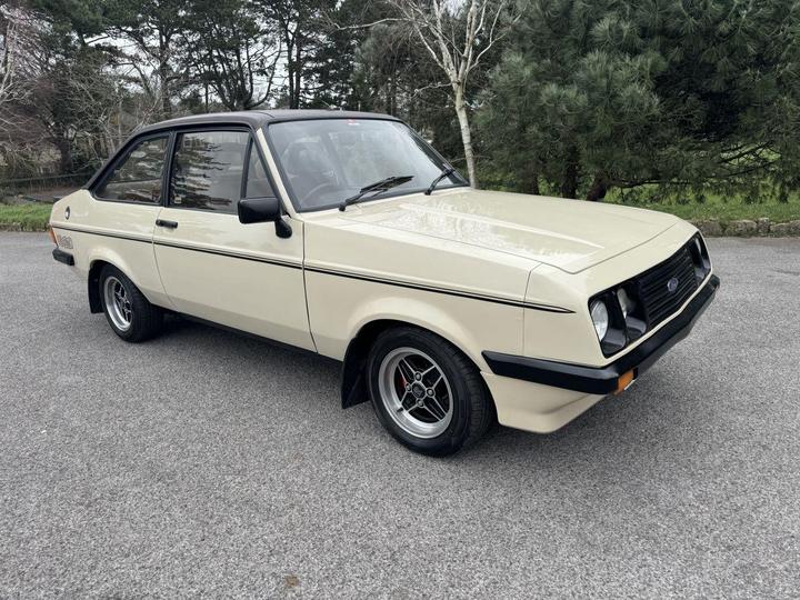 Ford ESCORT 2.0 RS 2000 2d