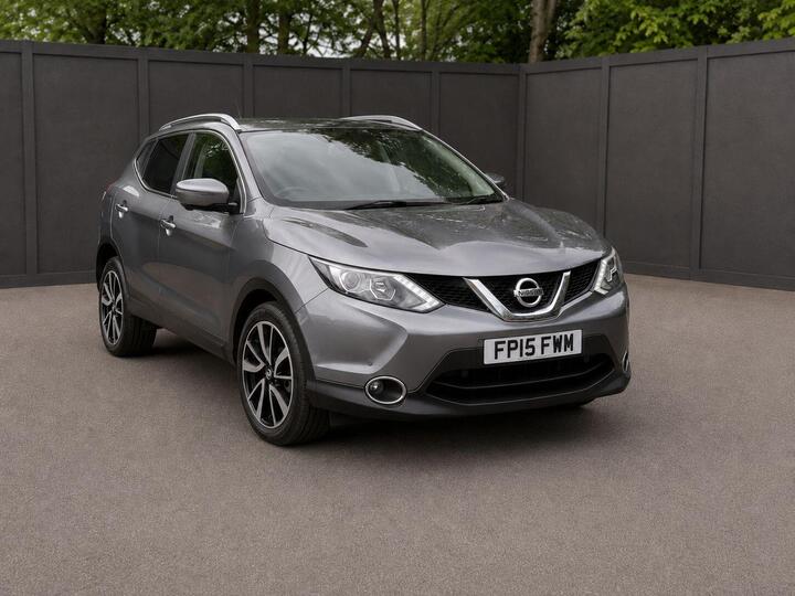 Nissan Qashqai 1.2 DIG-T Tekna XTRON 2WD Euro 5 (s/s) 5dr