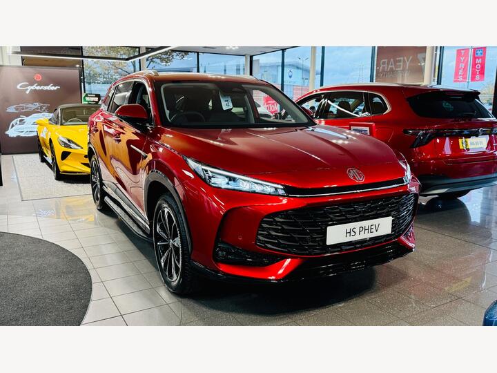 MG MG HS 1.5 T-GDI 24.7kWh Trophy Auto Euro 6 (s/s) 5dr