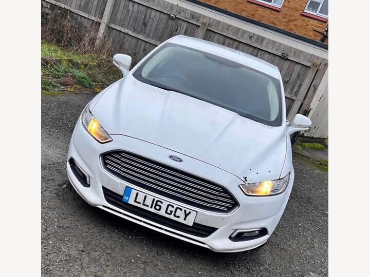 Ford Mondeo 2.0 TDCi Zetec Euro 6 (s/s) 5dr