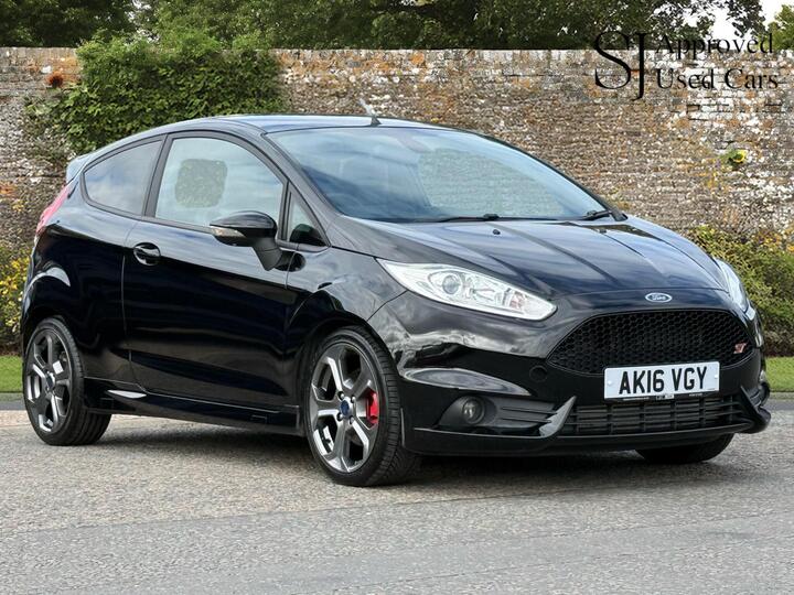 Ford Fiesta 1.6T EcoBoost ST-3 Euro 6 3dr