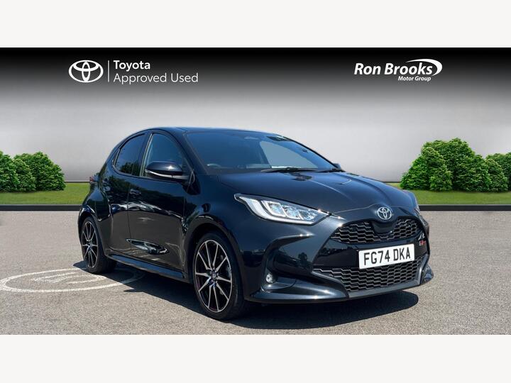 Toyota Yaris 1.5 VVT-h GR SPORT E-CVT Euro 6 (s/s) 5dr