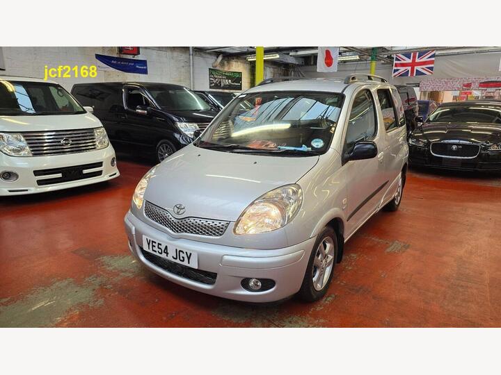 Toyota Yaris Verso 1.3 VVT-i T Spirit 5dr Toyota Yaris Verso 1.3 VVT-i T Spirit 5dr