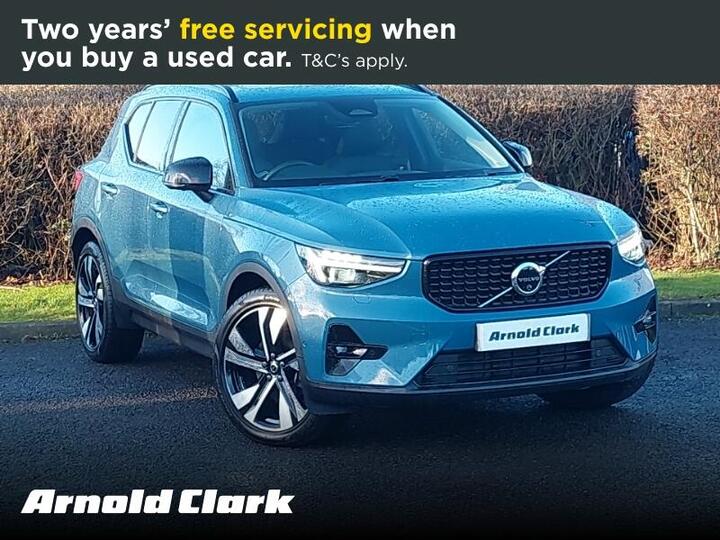 Volvo XC40 2.0 B4 MHEV Ultra Dark DCT Auto Euro 6 (s/s) 5dr