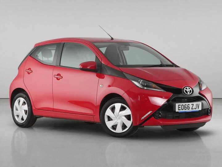 Toyota AYGO 1.0 VVT-i X-play Euro 6 5dr
