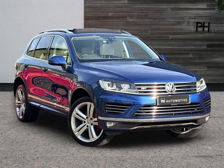 Volkswagen TOUAREG 3.0 TDI V6 R-Line Plus Tiptronic 4WD Euro 6 (s/s) 5dr Volkswagen TOUAREG 3.0 TDI V6 R-Line Plus Tiptronic 4WD Euro 6 (s/s) 5dr