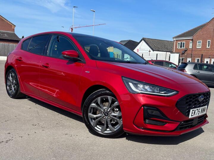 Ford Focus 1.0T EcoBoost MHEV ST-Line Euro 6 (s/s) 5dr