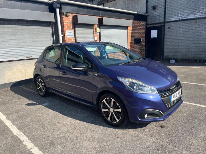 Peugeot 208 1.2 PureTech XS White Euro 6 5dr