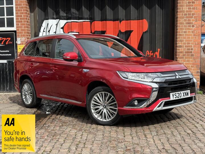Mitsubishi OUTLANDER 2.4h TwinMotor 13.8kWh Dynamic CVT 4WD Euro 6 (s/s) 5dr Mitsubishi OUTLANDER 2.4h TwinMotor 13.8kWh Dynamic CVT 4WD Euro 6 (s/s) 5dr