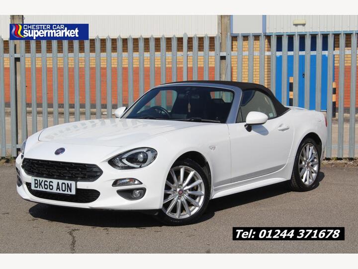 Fiat 124 Spider 1.4 MultiAir Lusso Plus Euro 6 2dr Fiat 124 Spider 1.4 MultiAir Lusso Plus Euro 6 2dr