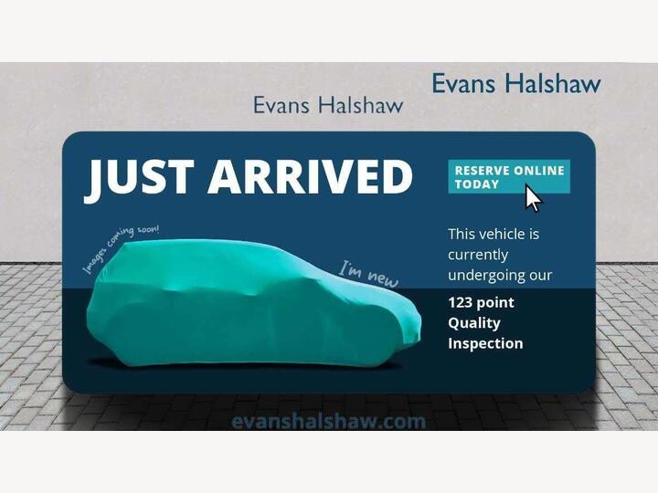 Volvo V60 DIESEL SPORTSWAGON 2.0 D4 R-Design Lux Nav Auto Euro 6 (s/s) 5dr