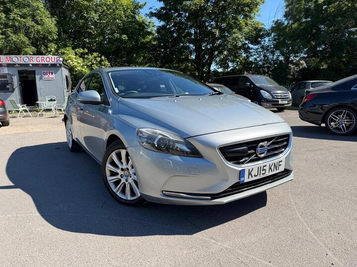 Volvo V40 2.0 D2 SE Lux Nav Euro 6 (s/s) 5dr