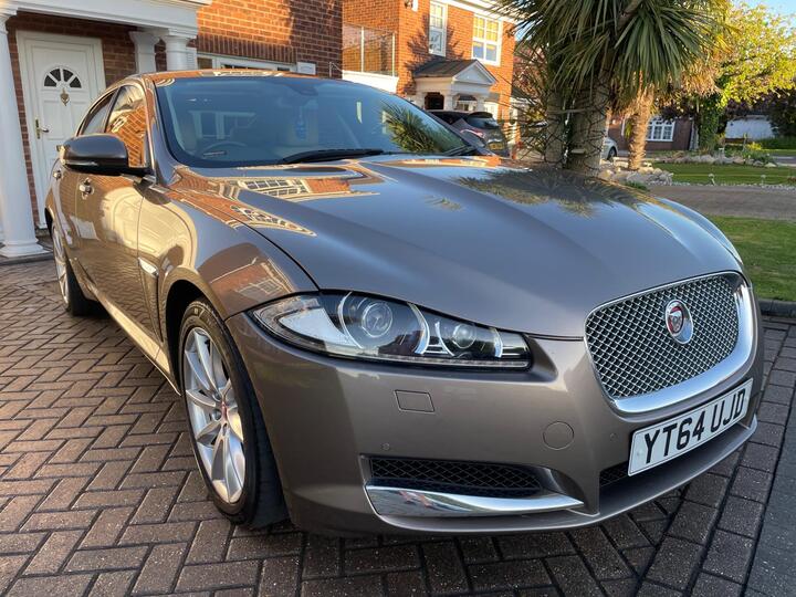 Jaguar XF 3.0d V6 Premium Luxury Auto Euro 5 (s/s) 4dr